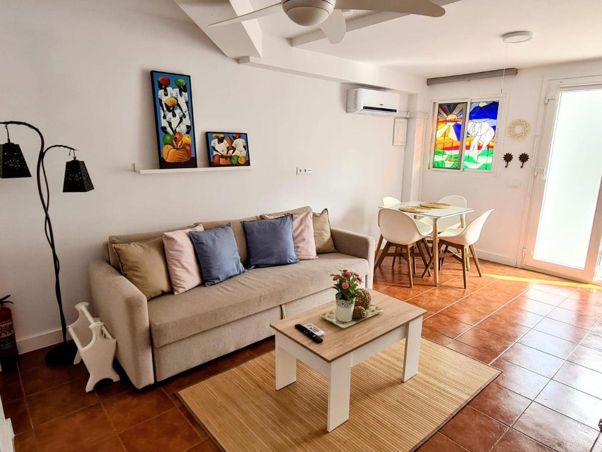 Villa Pitato Nuevo, Cerca De La Playa, Parking En La Puerta Del Alojamiento La Cala Del Moral Eksteriør billede